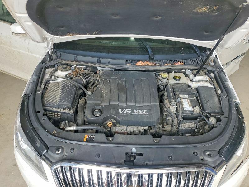 2016 Buick Lacrosse მანქანა იყიდება აუქციონზე, vin: 1G4GB5G36GF115582, აუქციონის ნომერი: 49909096