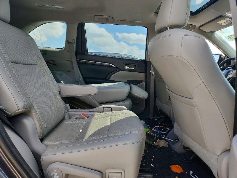 2015 Toyota Highlander მანქანა იყიდება აუქციონზე, vin: 5TDYKRFH3FS081354, აუქციონის ნომერი: 49720476