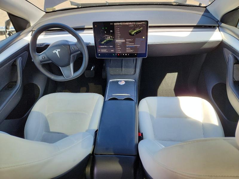 Продаж на аукціоні авто 2025 Tesla Model Y, vin: 7SAYGDED8SF247078, номер лоту: 48920136
