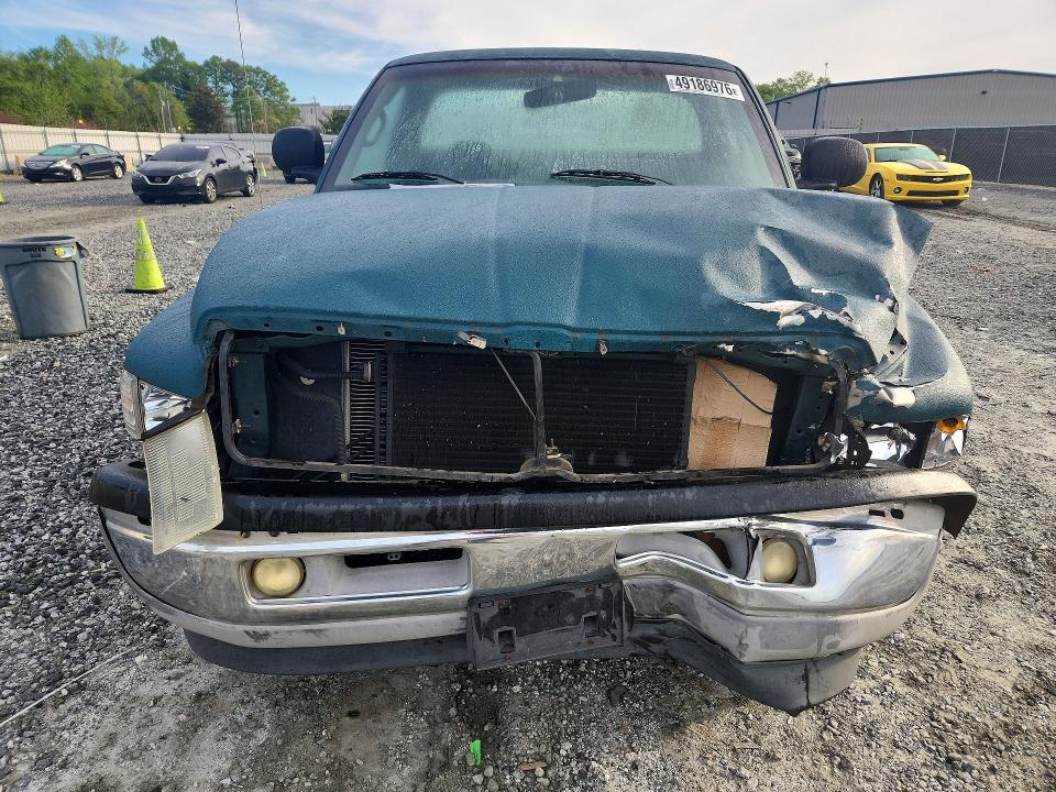 49186976 :رقم المزاد ، 1B7HC16Y81S243123 vin ، 2001 Dodge Ram 1500 مزاد بيع