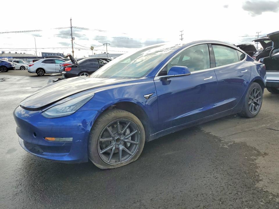 48698176 :رقم المزاد ، 5YJ3E1EA9LF743686 vin ، 2020 Tesla Model 3 مزاد بيع