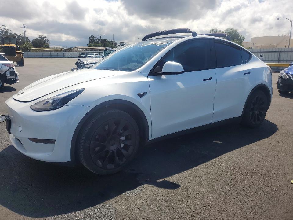 Продажа на аукционе авто 2023 Tesla Model Y, vin: 7SAYGDEE5PF847928, номер лота: 51061266