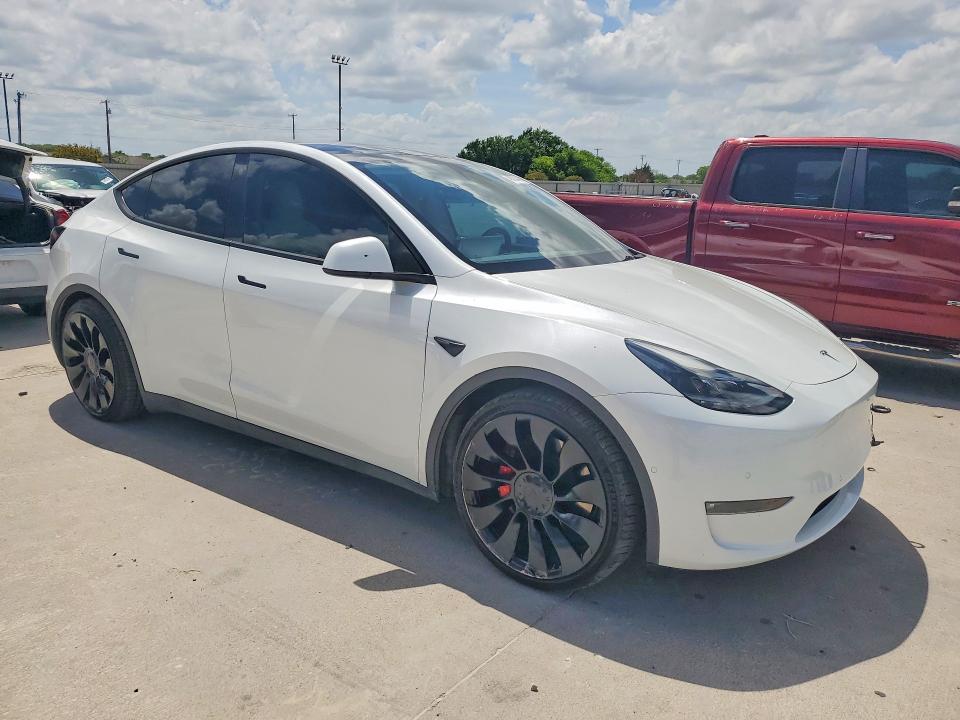 49133746 :رقم المزاد ، 7SAYGDEF3NF539534 vin ، 2022 Tesla Model Y مزاد بيع