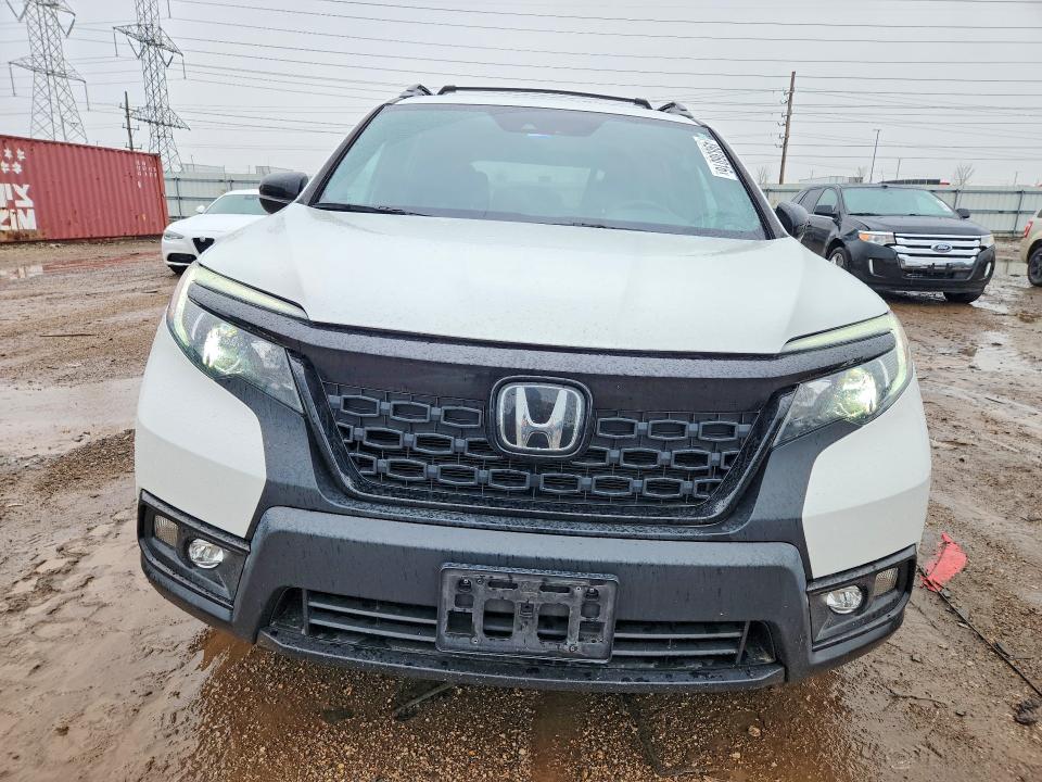 Продажа на аукционе авто 2019 Honda Passport, vin: 5FNYF8H21KB028061, номер лота: 49836016