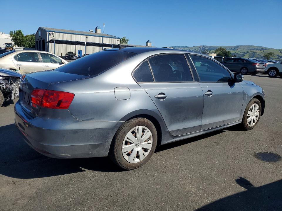 48331716 :رقم المزاد ، 3VWD17AJ5EM420952 vin ، 2014 Volkswagen Jetta مزاد بيع