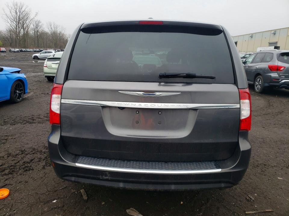 48468496 :رقم المزاد ، 2C4RC1CG8FR514805 vin ، 2015 Chrysler Town & Country مزاد بيع