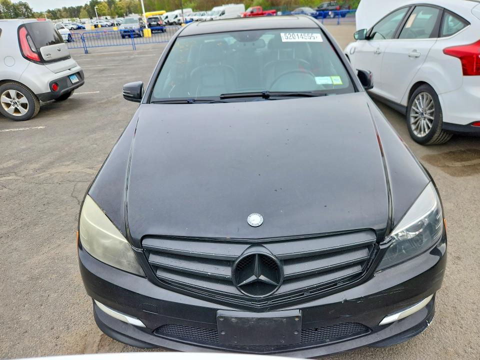 Продажа на аукционе авто 2011 Mercedes-benz C, vin: WDDGF8BB5BR138132, номер лота: 52014556