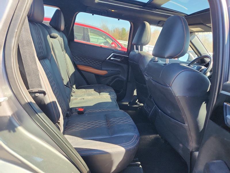Продаж на аукціоні авто 2024 Mitsubishi Outlander, vin: JA4J4WA89RZ008021, номер лоту: 48111376