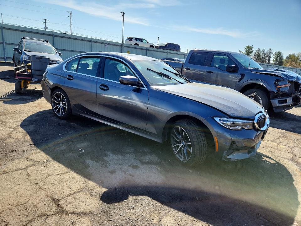 49602956 :رقم المزاد ، 3MW5R7J08N8C36327 vin ، 2022 Bmw 330xi مزاد بيع