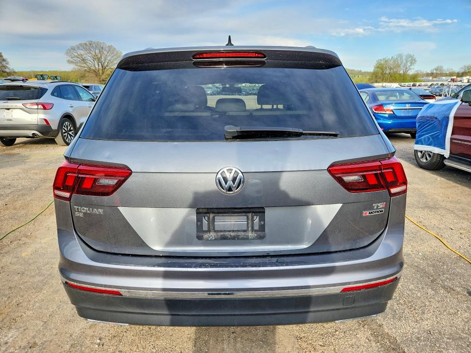 46779326 :رقم المزاد ، 3VV2B7AX4JM026947 vin ، 2018 Volkswagen Tiguan مزاد بيع