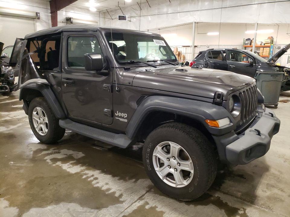 49065736 :رقم المزاد ، 1C4GJXAG9JW151711 vin ، 2018 Jeep Wrangler مزاد بيع