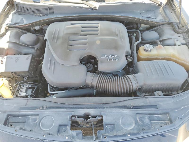 2015 Chrysler 300 მანქანა იყიდება აუქციონზე, vin: 2C3CCABG5FH875829, აუქციონის ნომერი: 48442166