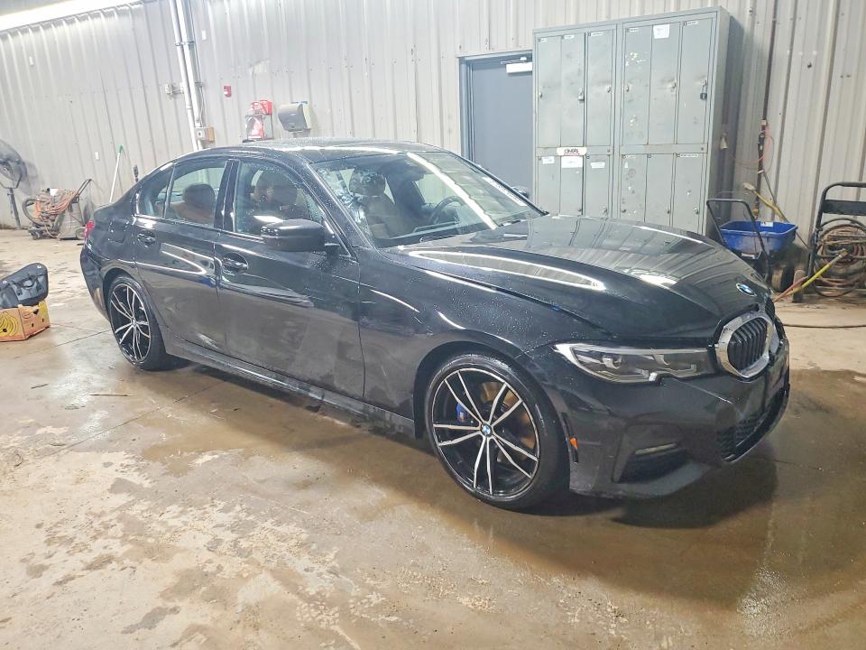 47892686 :رقم المزاد ، WBA5R7C5XKFH14102 vin ، 2019 Bmw 330xi مزاد بيع