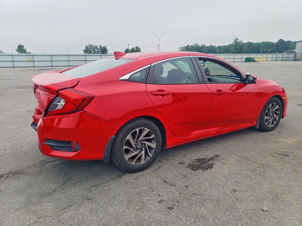 51032586 :رقم المزاد ، 2HGFC2F79JH546229 vin ، 2018 Honda Civic مزاد بيع
