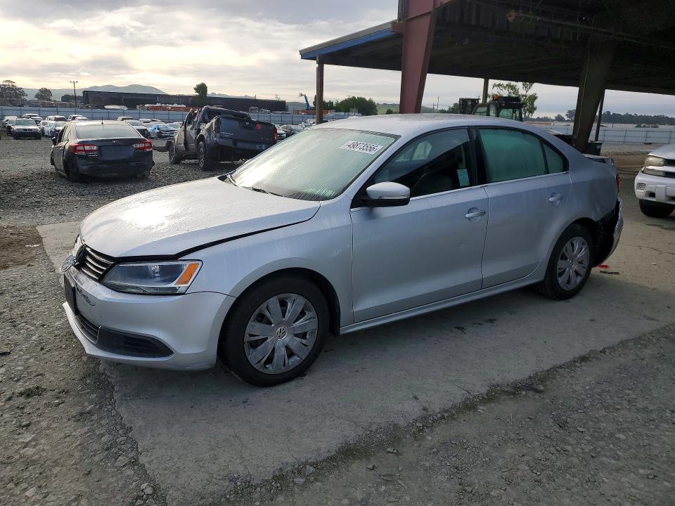 49873556 :رقم المزاد ، 3VWDP7AJ7DM279993 vin ، 2013 Volkswagen Jetta مزاد بيع