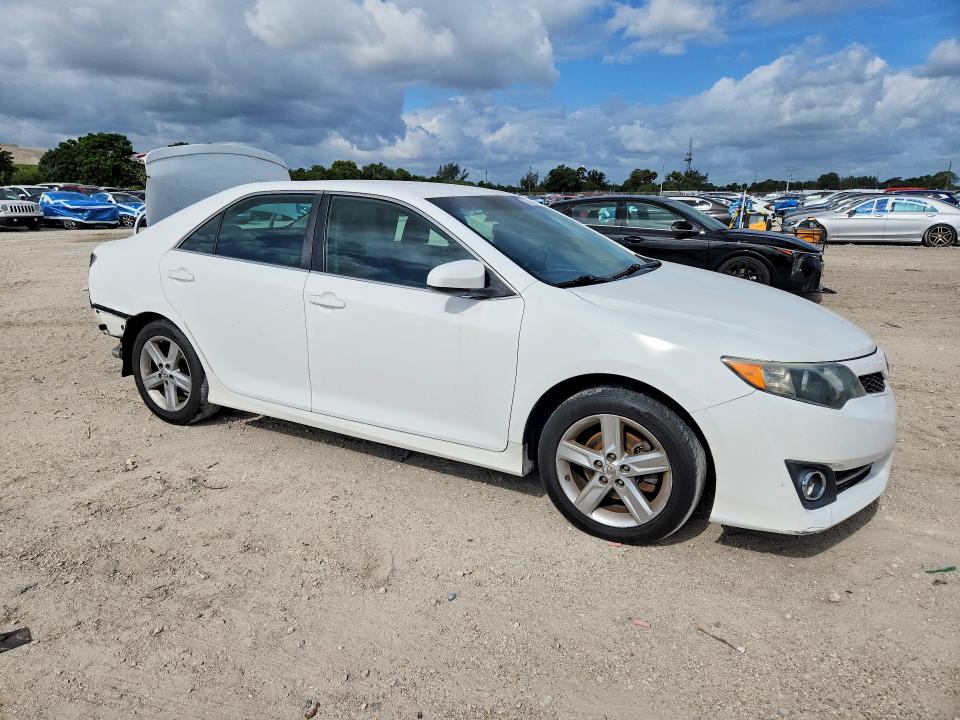 Продажа на аукционе авто 2014 Toyota Camry, vin: 4T1BF1FK5EU414084, номер лота: 50553616