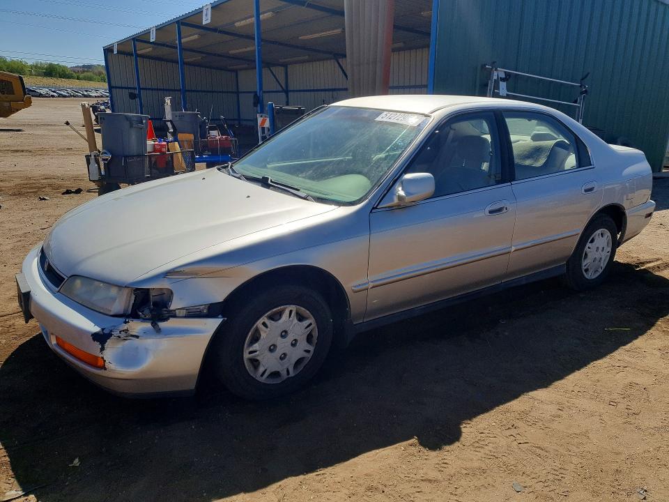 51272956 :رقم المزاد ، 1HGCD568XVA177511 vin ، 1997 Honda Accord مزاد بيع