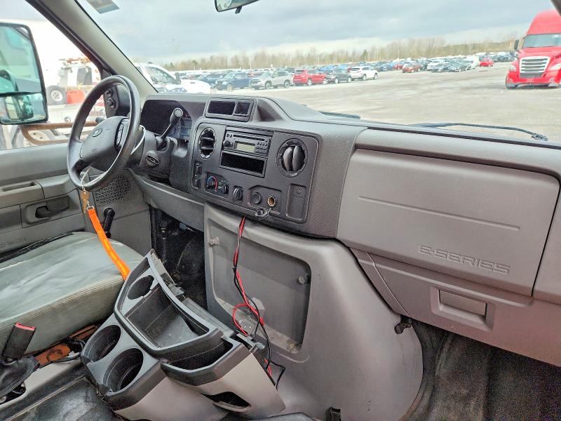 2017 Ford Econoline მანქანა იყიდება აუქციონზე, vin: 1FDFE4FS1HDC27645, აუქციონის ნომერი: 48718666