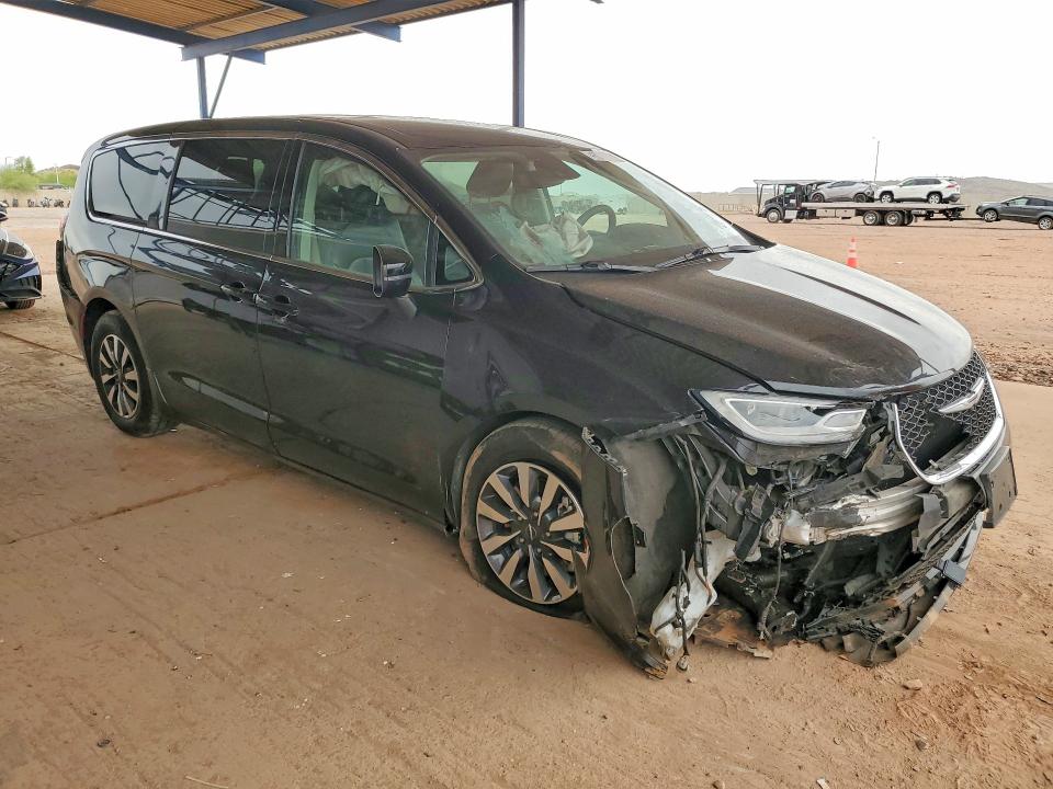 49005086 :رقم المزاد ، 2C4RC1L76PR519020 vin ، 2023 Chrysler Pacifica مزاد بيع