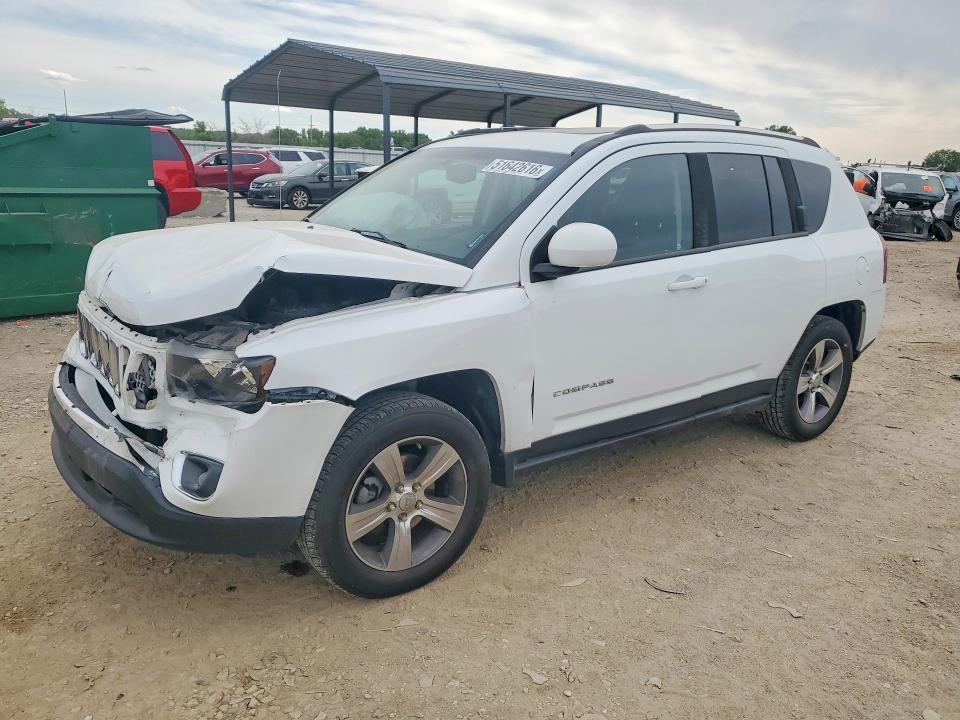 51642616 :رقم المزاد ، 1C4NJDEBXHD101152 vin ، 2017 Jeep Compass مزاد بيع
