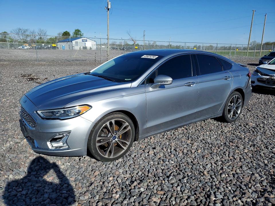 49925256 :رقم المزاد ، 3FA6P0D99LR175842 vin ، 2020 Ford Fusion مزاد بيع