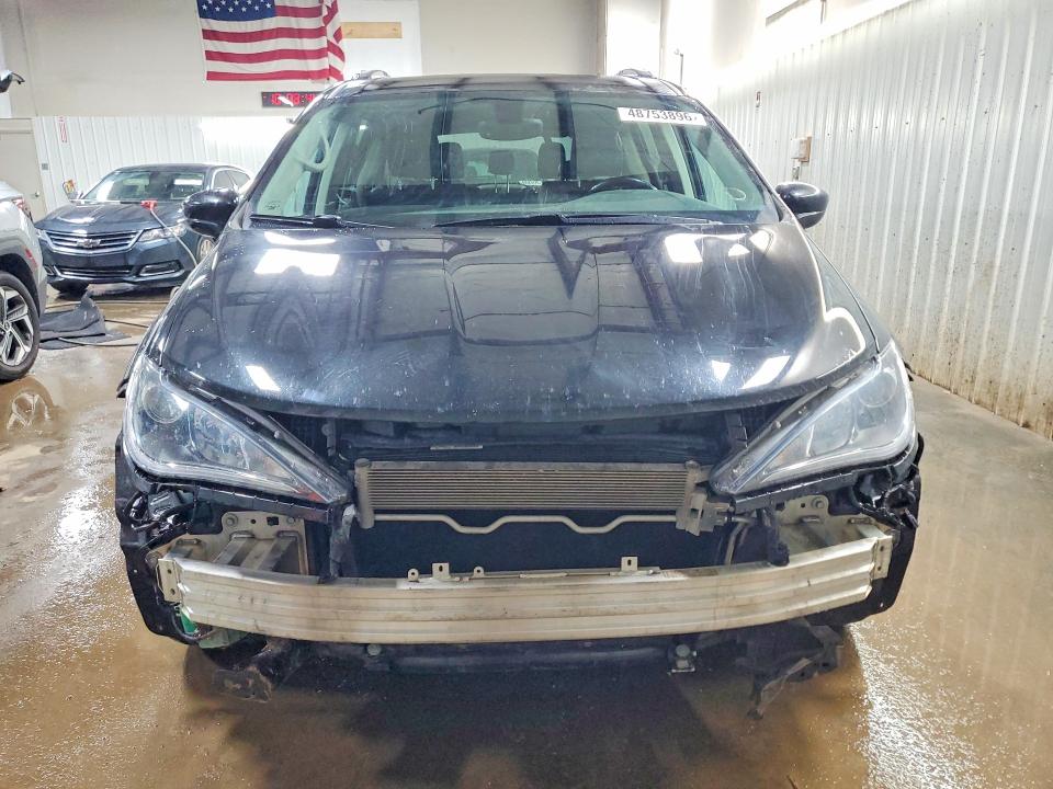 48753896 :رقم المزاد ، 2C4RC1BG2KR650357 vin ، 2019 Chrysler Pacifica مزاد بيع