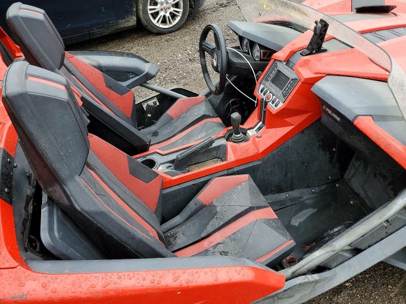2015 Polaris Slingshot მანქანა იყიდება აუქციონზე, vin: 57XAAPFA5F5102875, აუქციონის ნომერი: 50020286