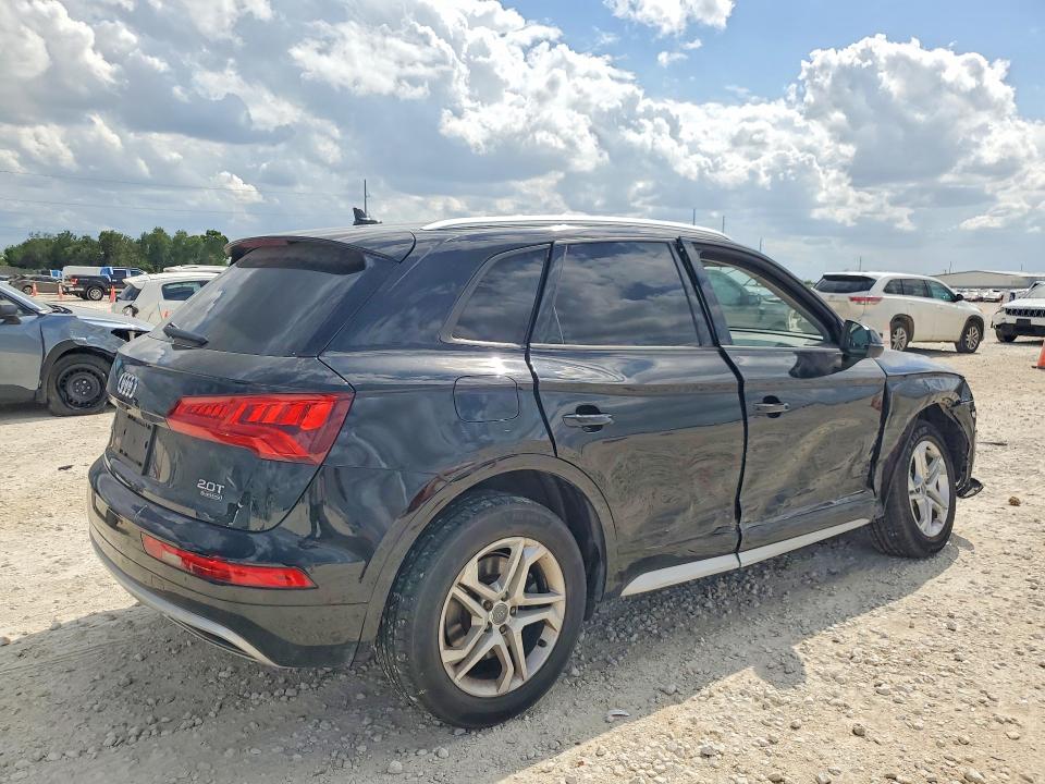 2018 Audi Q5 მანქანა იყიდება აუქციონზე, vin: WA1ANAFYXJ2178698, აუქციონის ნომერი: 49018026
