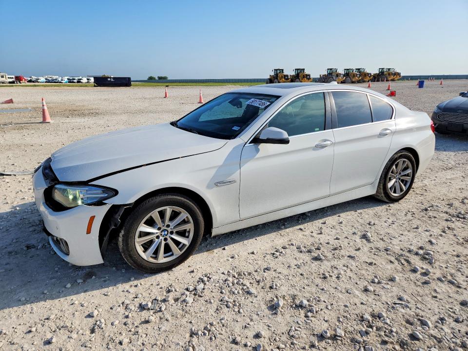 50177486 :رقم المزاد ، WBA5A5C51FD517538 vin ، 2015 Bmw 528 مزاد بيع