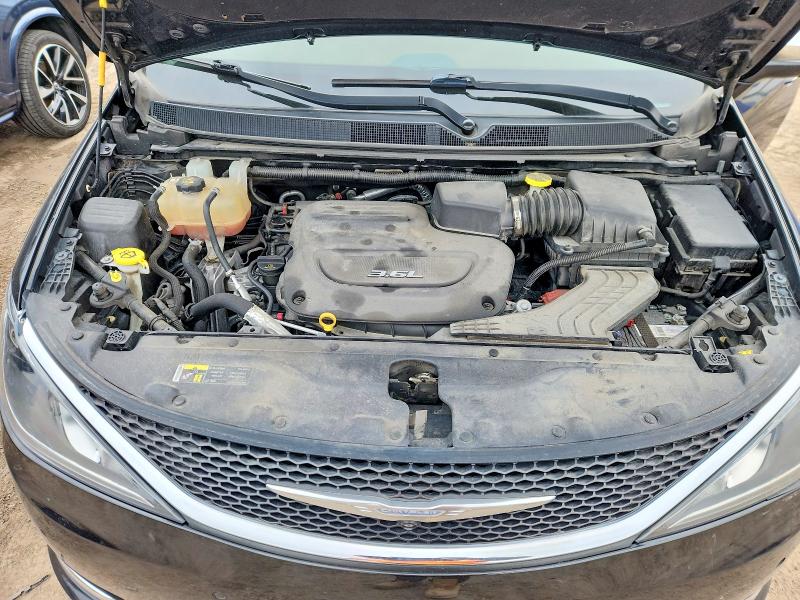 50089846 :رقم المزاد ، 2C4RC1GG5HR593394 vin ، 2017 Chrysler Pacifica مزاد بيع