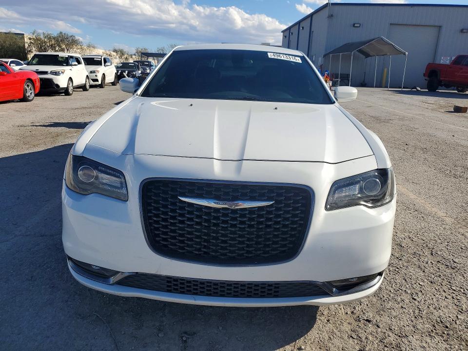 Aukcja sprzedaży 2018 Chrysler 300, vin: 2C3CCABGXJH216542, numer aukcji: 49613316