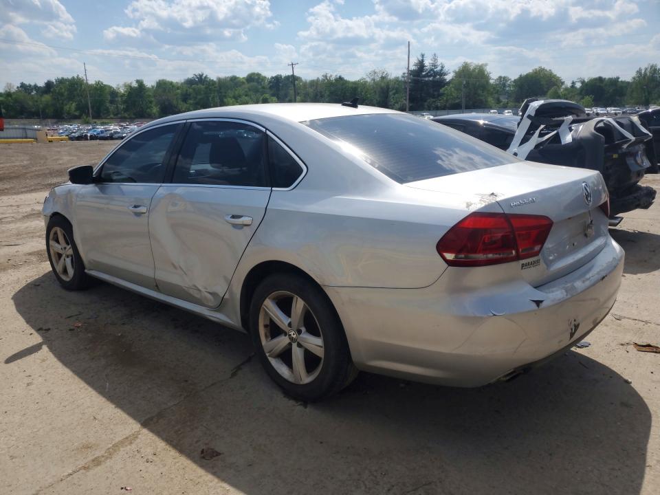 50415526 :رقم المزاد ، 1VWBP7A30DC015931 vin ، 2013 Volkswagen Passat مزاد بيع