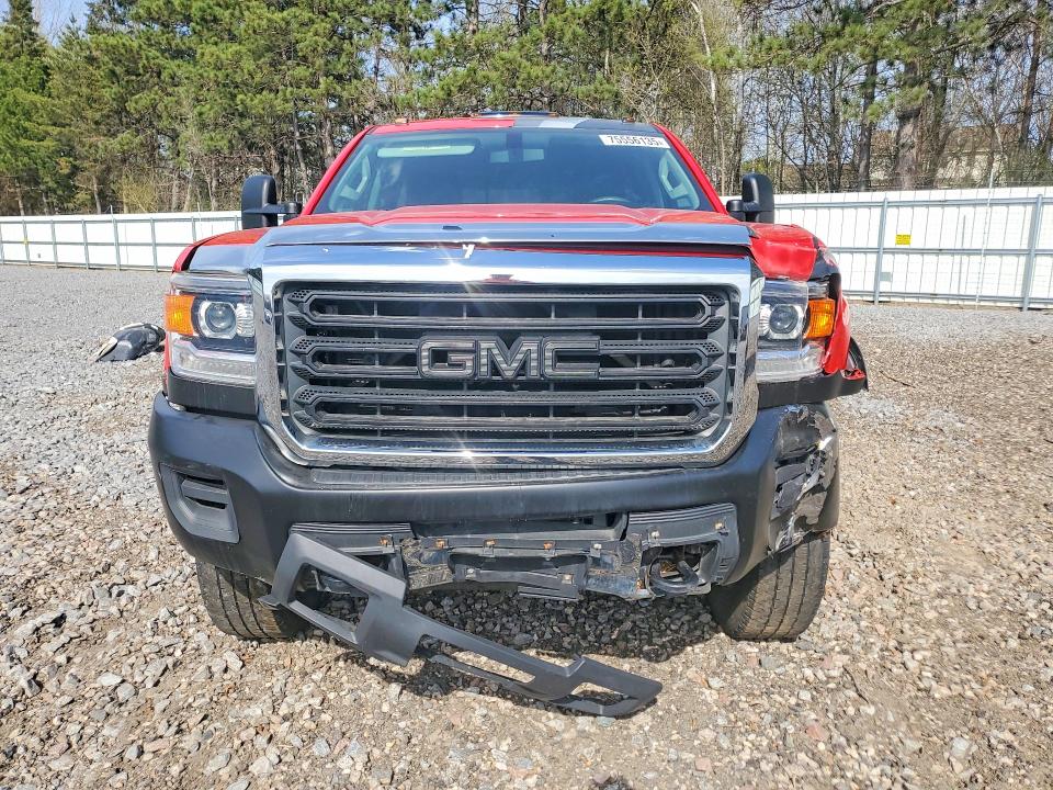75556135 :رقم المزاد ، 1GT12REG5GF227846 vin ، 2016 Gmc Sierra مزاد بيع