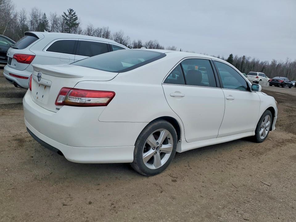 2011 Toyota Camry მანქანა იყიდება აუქციონზე, vin: 4T1BF3EK1BU638526, აუქციონის ნომერი: 48472276