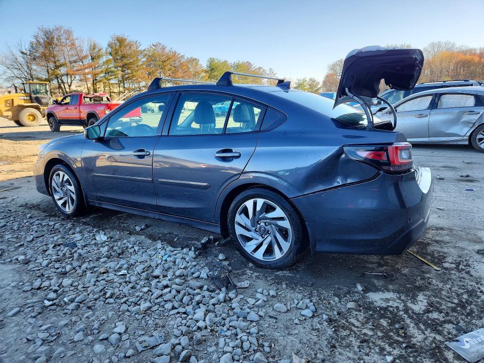 49331406 :رقم المزاد ، 4S3BWAN68P3016451 vin ، 2023 Subaru Legacy مزاد بيع
