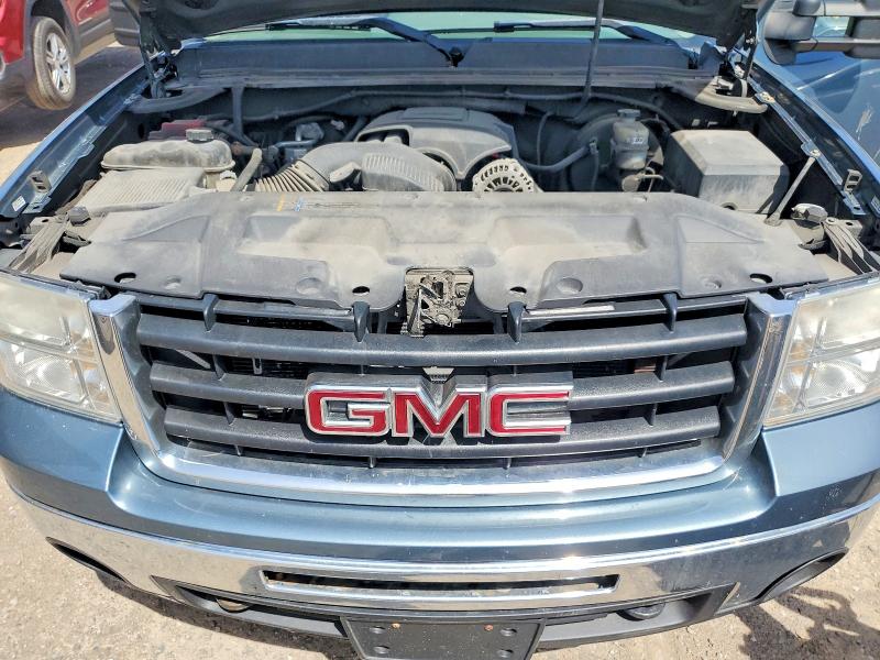 50602406 :رقم المزاد ، 1GTR2UEA4BZ196307 vin ، 2011 Gmc Sierra مزاد بيع
