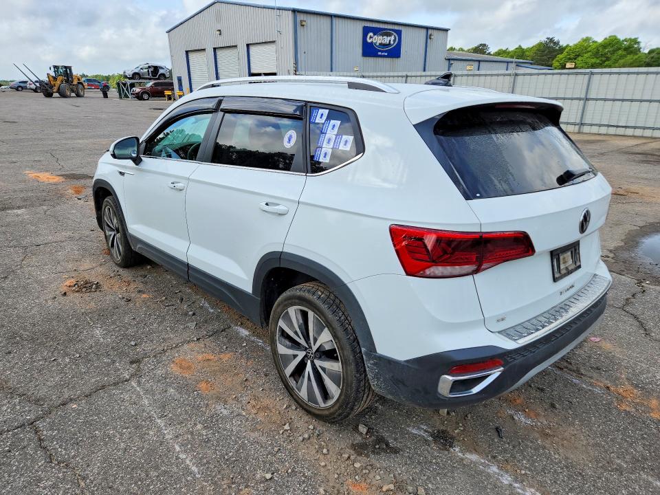 Продаж на аукціоні авто 2022 Volkswagen Taos, vin: 3VVTX7B21NM068099, номер лоту: 48606156