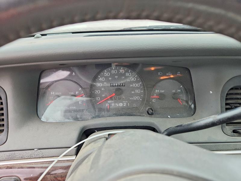 Продажа на аукционе авто 2003 Mercury Grand Marquis, vin: 2MEFM75W13X686915, номер лота: 51022306
