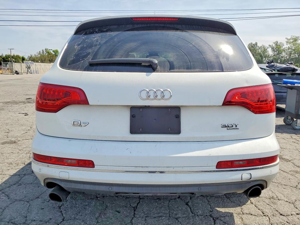 2015 Audi Q7 მანქანა იყიდება აუქციონზე, vin: WA1CGAFE6FD004650, აუქციონის ნომერი: 49264116