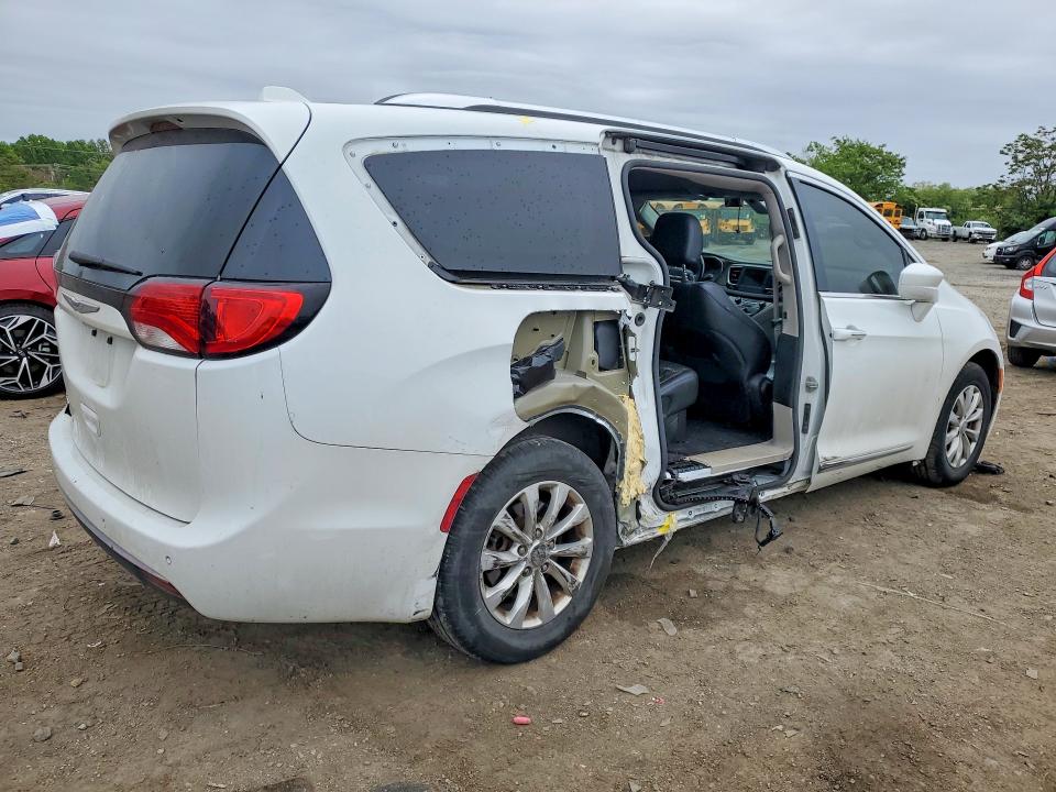 51476596 :رقم المزاد ، 2C4RC1BGXKR539930 vin ، 2019 Chrysler Pacifica مزاد بيع