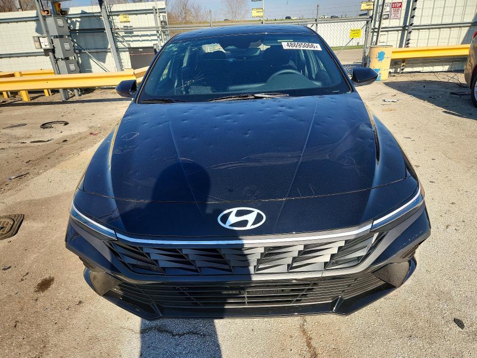 48695066 :رقم المزاد ، KMHLM4DG4TU134390 vin ، 2026 Hyundai Elantra مزاد بيع