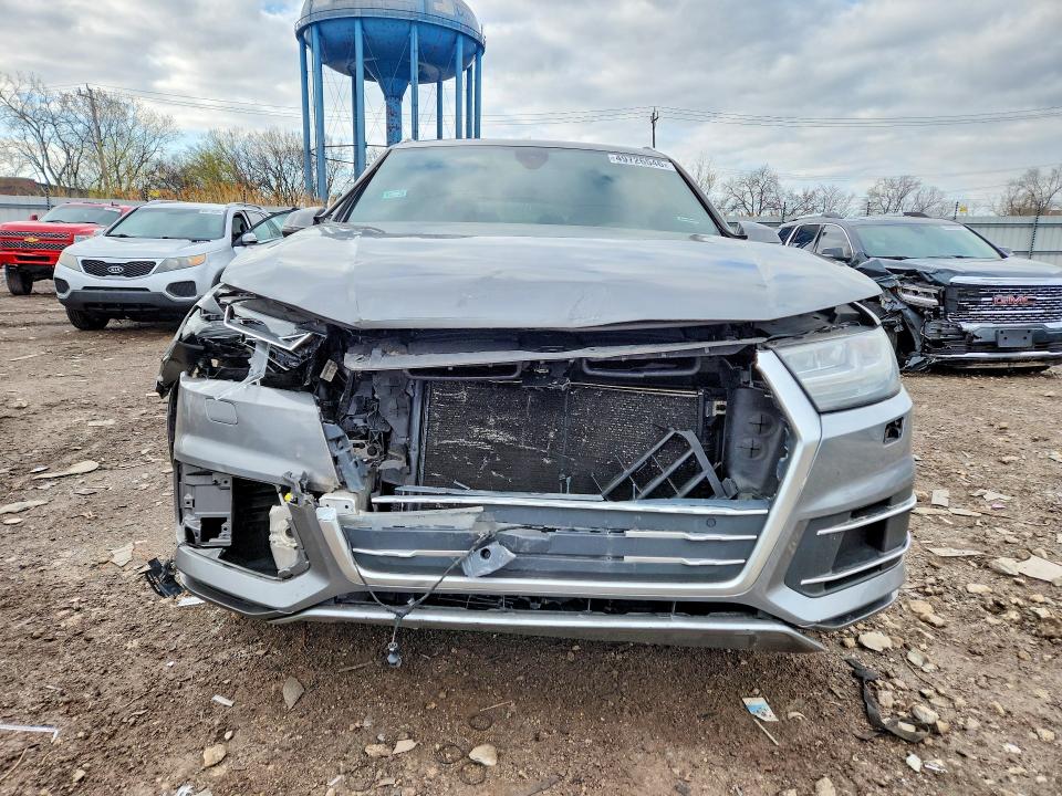 Продаж на аукціоні авто 2017 Audi Q7, vin: WA1LHAF76HD046897, номер лоту: 49726546