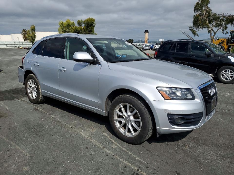 50004256 :رقم المزاد ، WA1LKAFP8AA099710 vin ، 2010 Audi Q5 مزاد بيع
