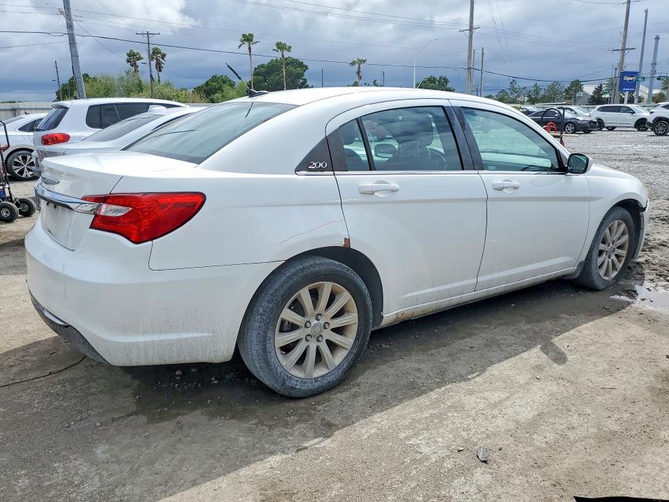 Продажа на аукционе авто 2012 Chrysler 200, vin: 1C3CCBBB5CN180604, номер лота: 48895216