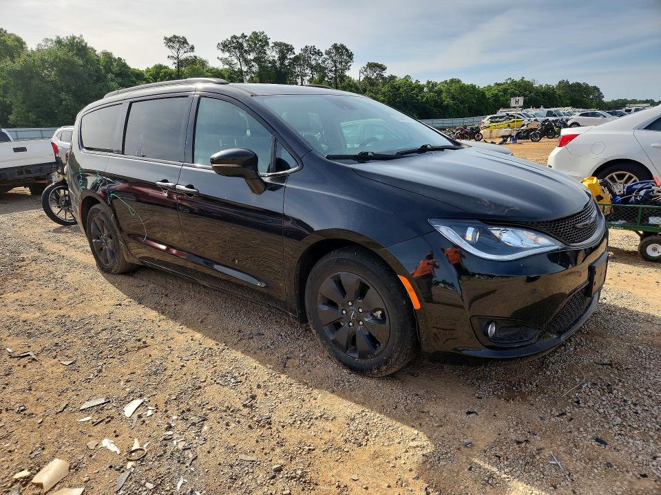 2020 Chrysler Pacifica მანქანა იყიდება აუქციონზე, vin: 2C4RC1N76LR267485, აუქციონის ნომერი: 50388656