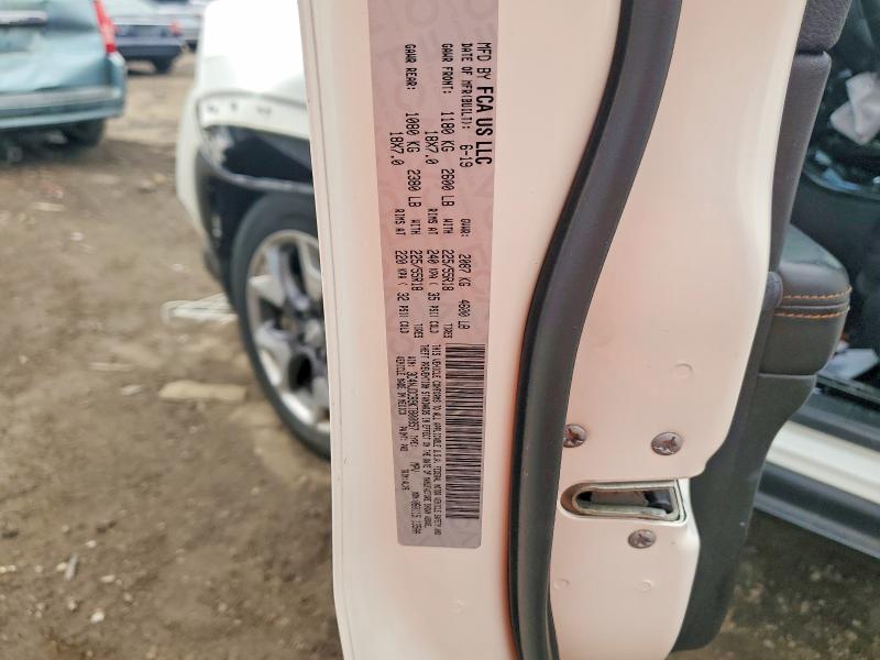 49076816 :رقم المزاد ، 3C4NJDCB9KT800857 vin ، 2019 Jeep Compass مزاد بيع