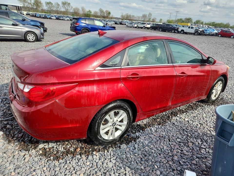 Продажа на аукционе авто 2012 Hyundai Sonata, vin: 5NPEB4AC2CH322632, номер лота: 49769356