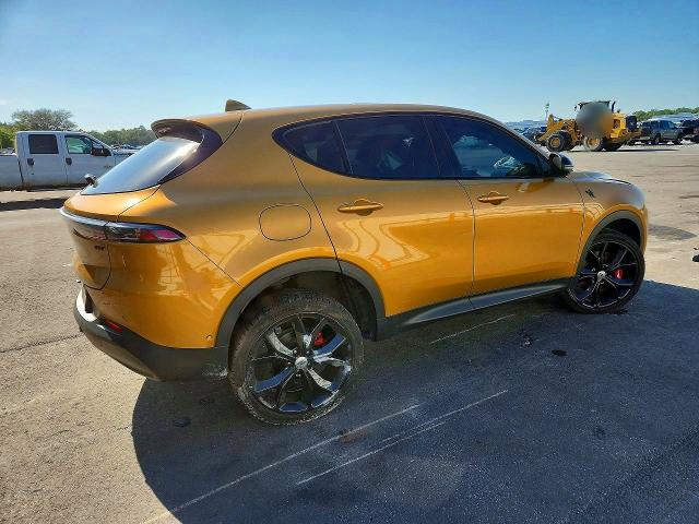 Продаж на аукціоні авто 2023 Dodge Hornet, vin: ZACHDFBN7P3A00172, номер лоту: 49488906