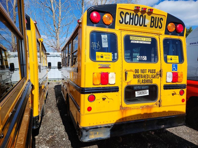 2011 Thomas School Bus მანქანა იყიდება აუქციონზე, vin: 1GB6G5BG2B1104424, აუქციონის ნომერი: 75969655