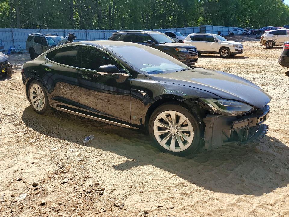 Aukcja sprzedaży 2018 Tesla Model S, vin: 5YJSA1E20JF293990, numer aukcji: 50105056